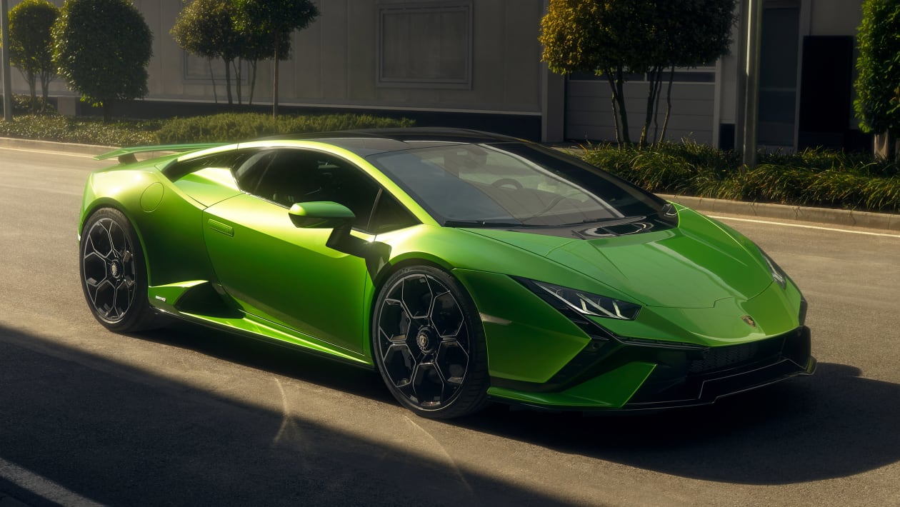 New Huracan Tecnica unveiled as ‘best of both worlds’ for